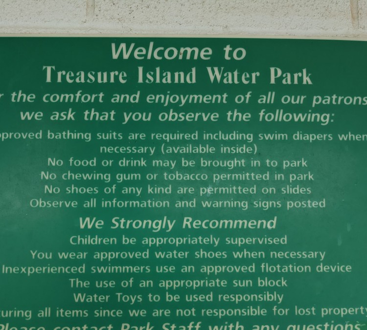 treasure-island-water-park-photo